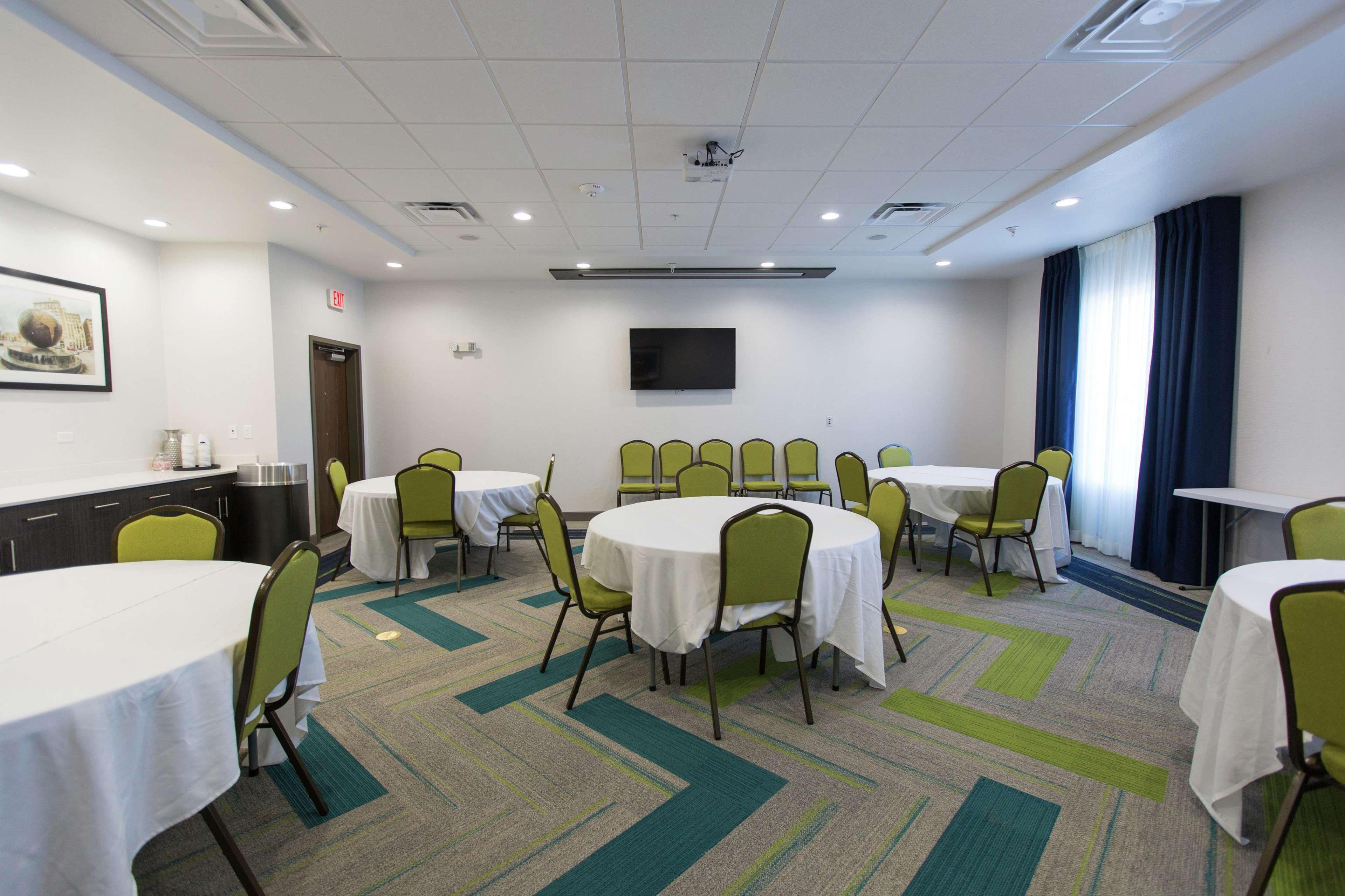 Hampton Inn & Suites Stroud Luaran gambar